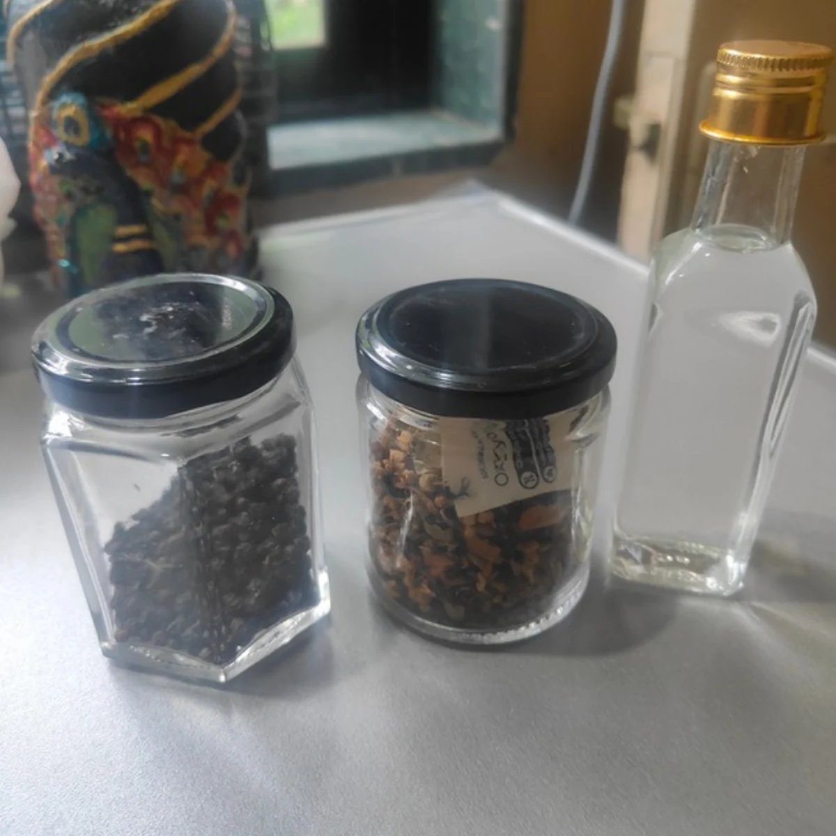 Ajanta Glass bottles and jars with caps
